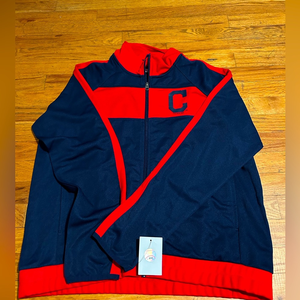 Women’s Xl Cleveland Indians zip up jacket